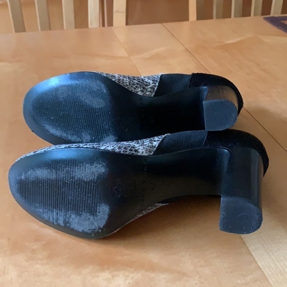 Trina Turk Wilshire Ankle Booties 6 - Picture 5 of 10